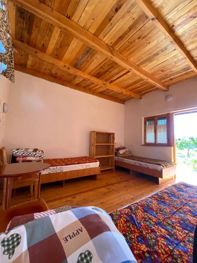 Eldos-Ata Eco Hotel Tossor Bagian luar foto