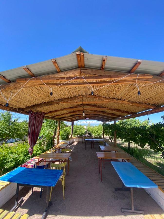 Eldos-Ata Eco Hotel Tossor Bagian luar foto